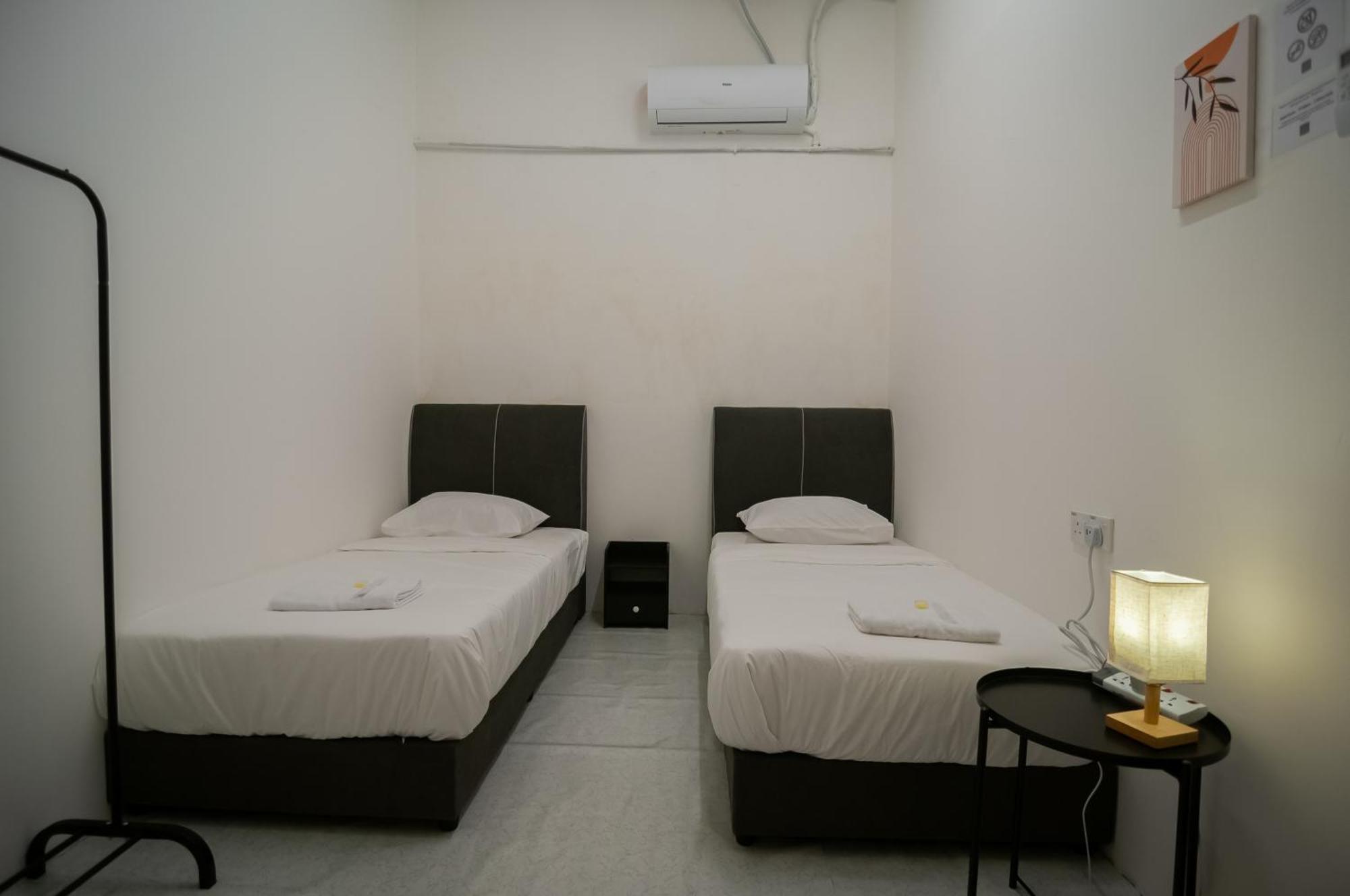 The Terraces By Aayu George Town Penang Hostel Exterior photo